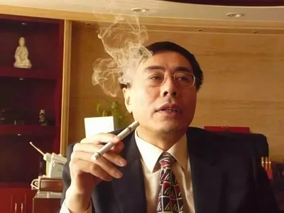 電子煙產業發展史(一)|從韓力發明電子煙到全球煙草巨頭布局新型煙草市場 2 電子煙之父韓力